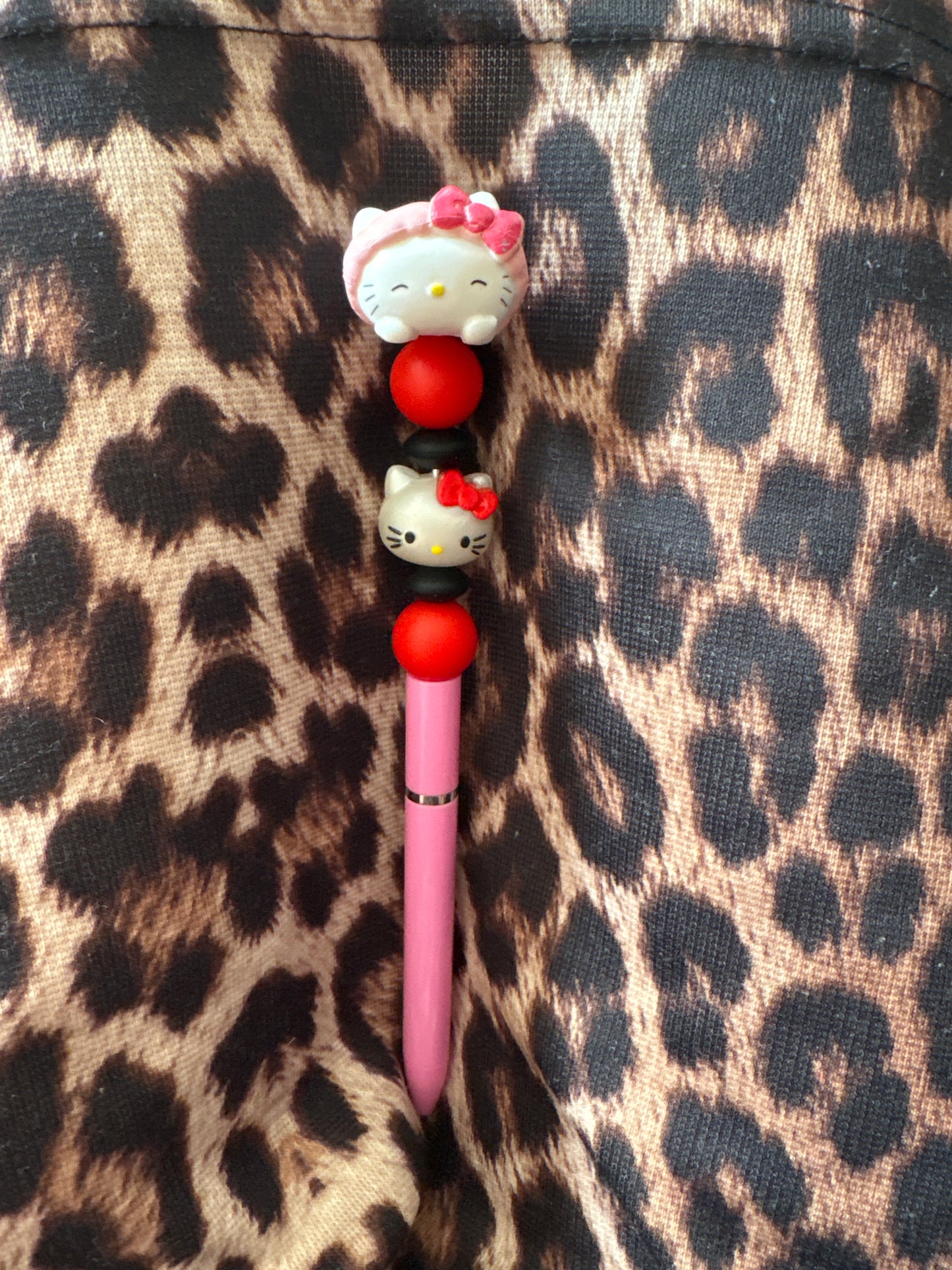Hello kitty beaded pen