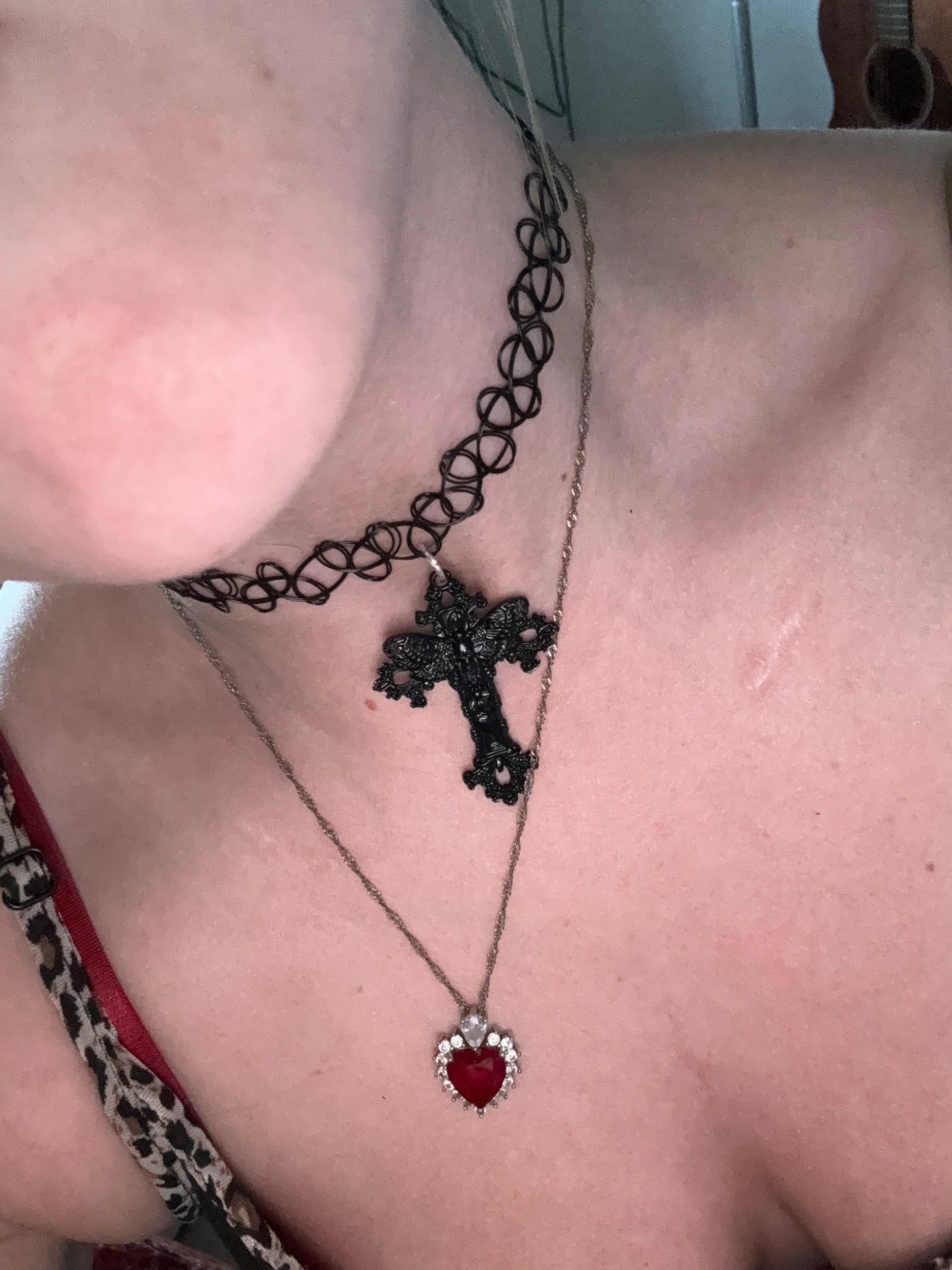 Custom choker