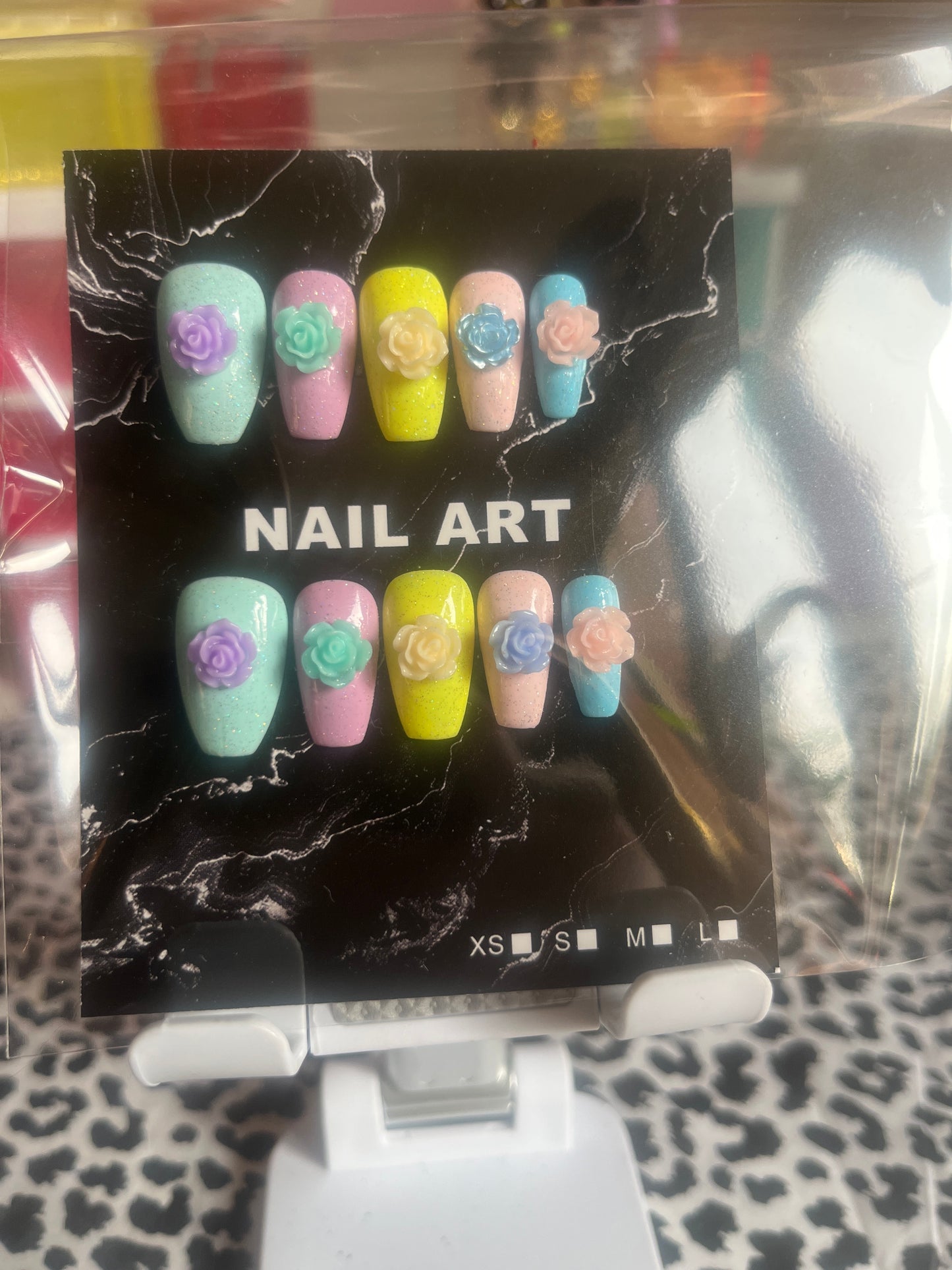 Spring inspired press on nails