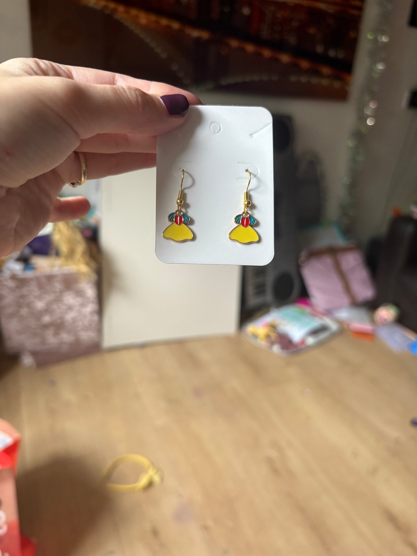 Snow White dress earrings