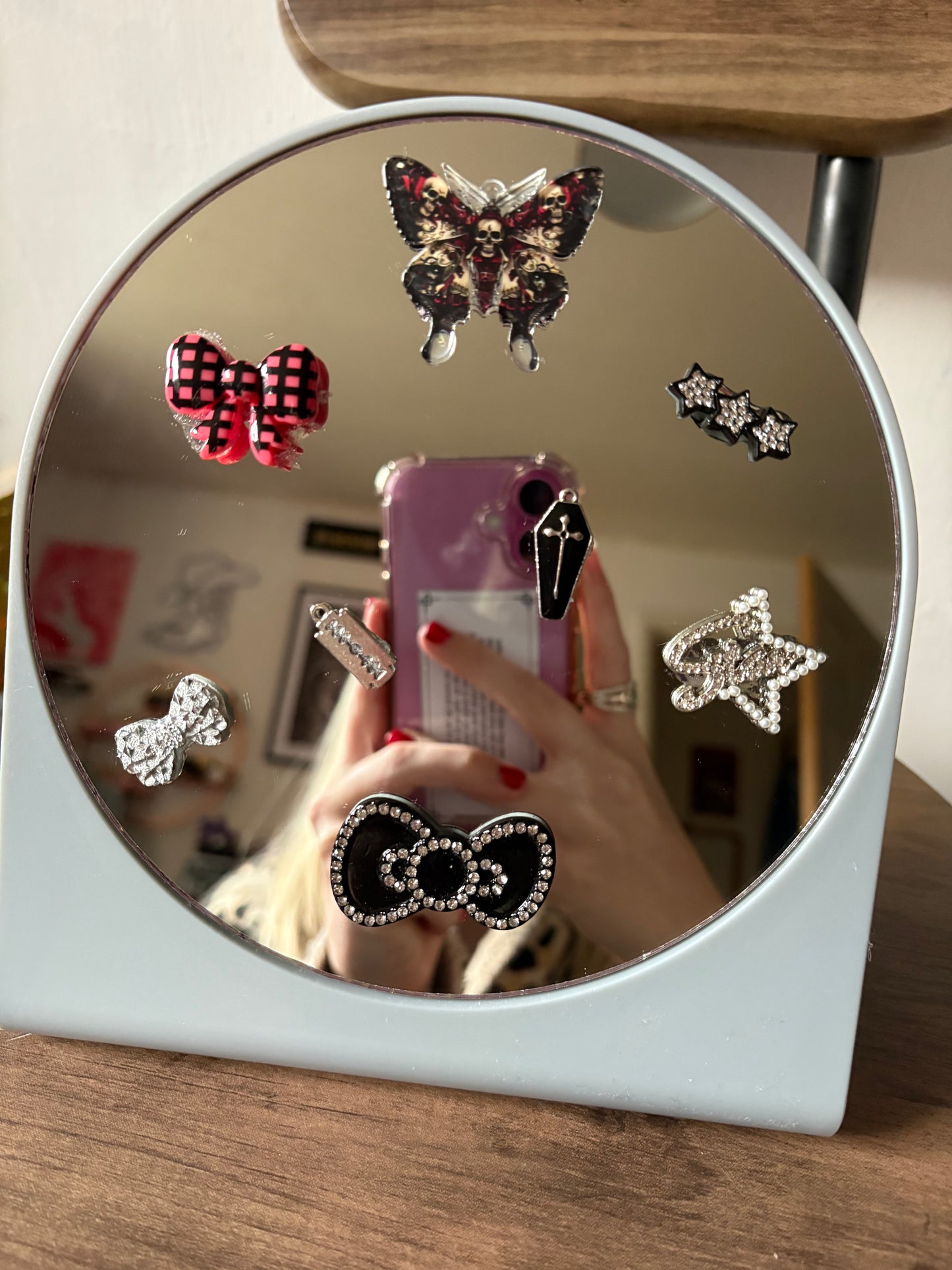 Gothic mirror