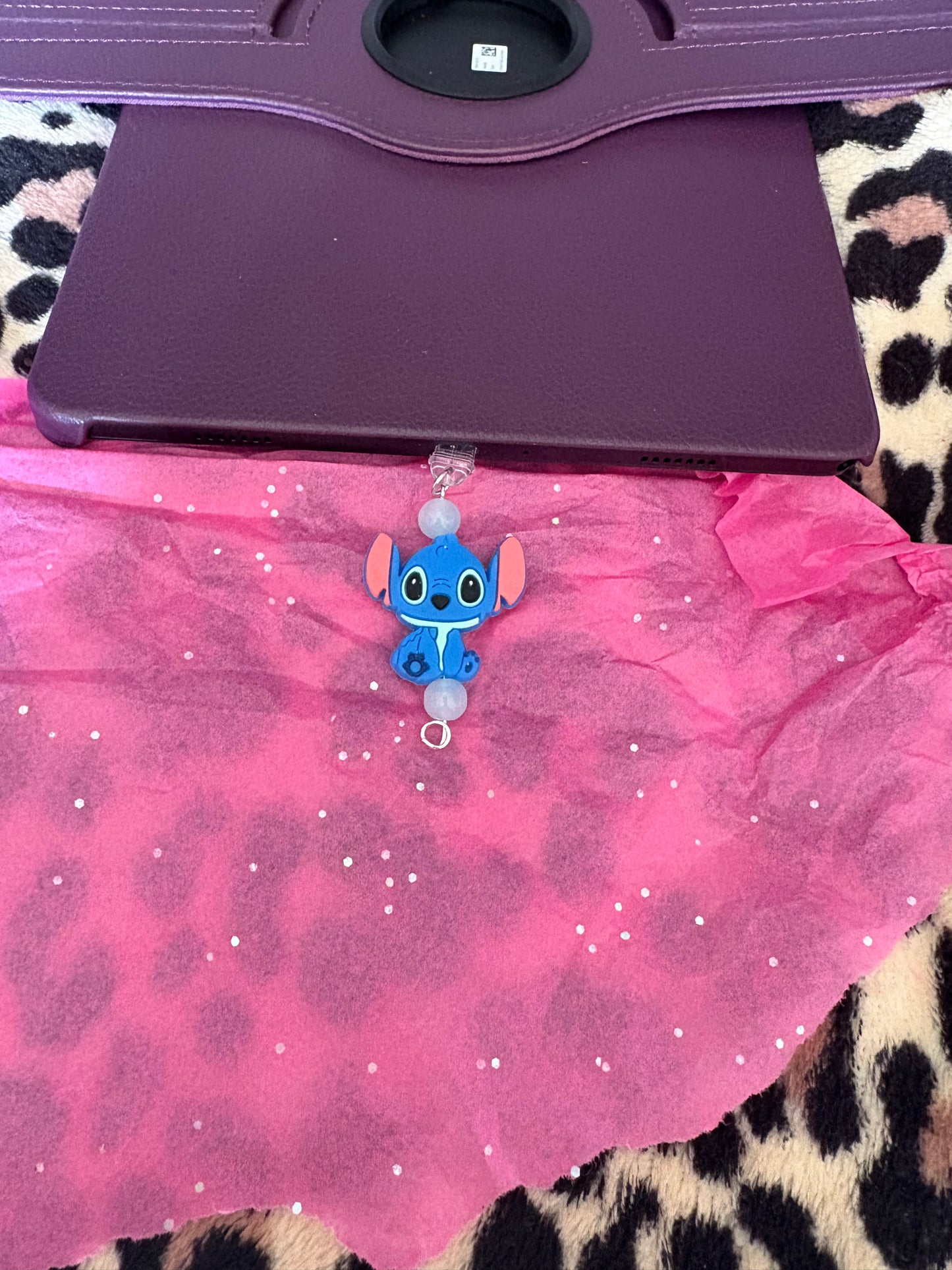 Stitch dust plug USB C
