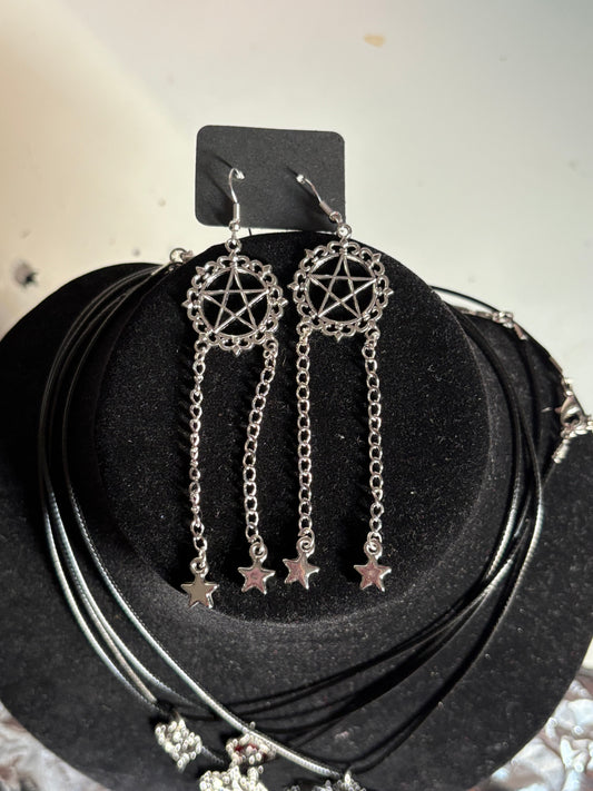 Chained star pentagram earrings