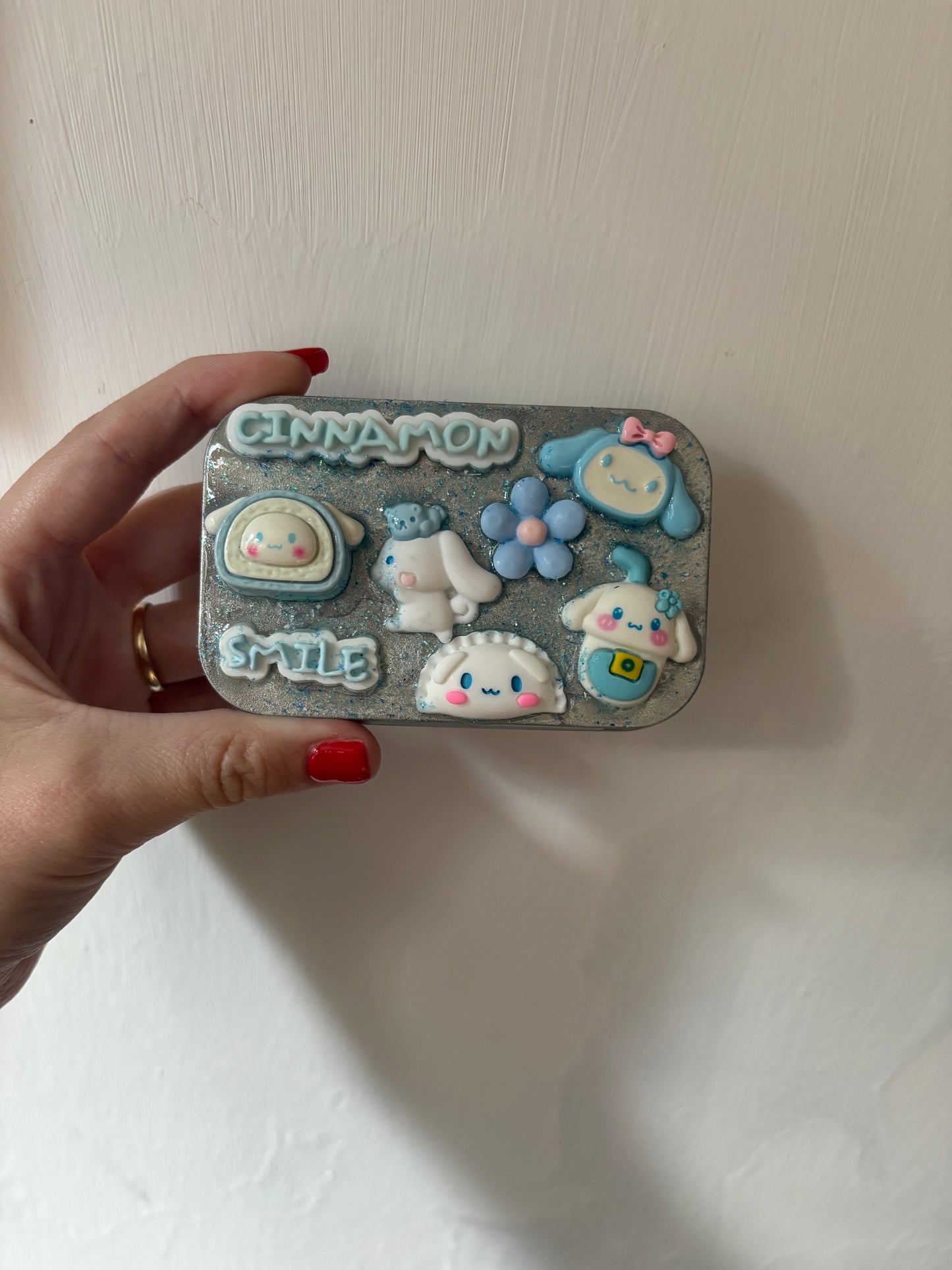 Cinnamoroll trinket tin