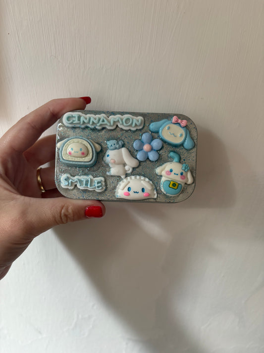 Cinnamoroll trinket tin