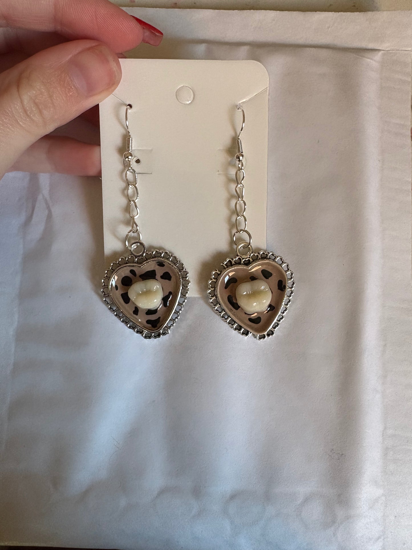 Teeth earrings (leopard print)