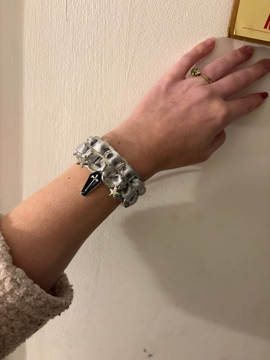 Can tab braclet with coffin