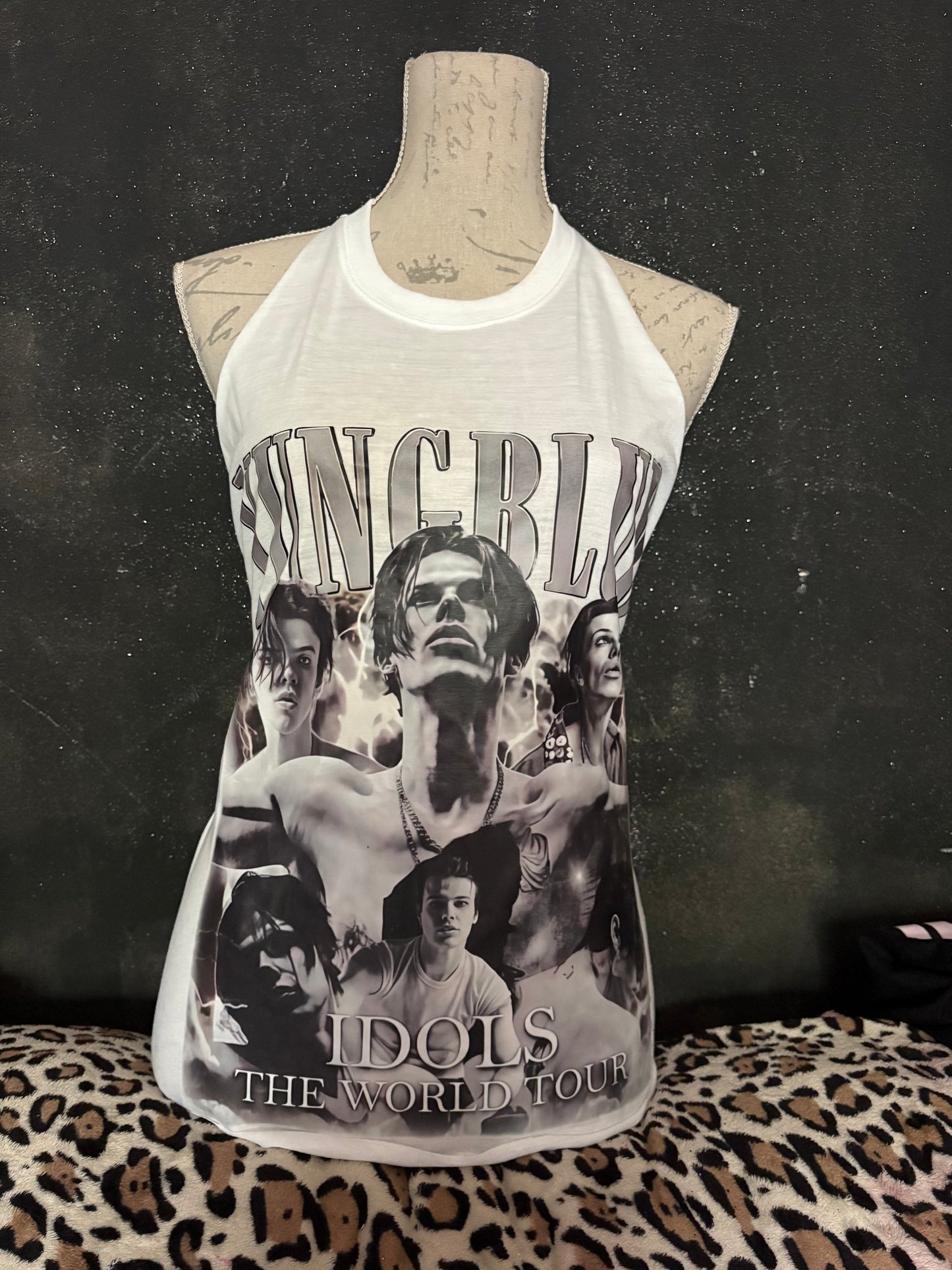 Yungblud tee xs - large