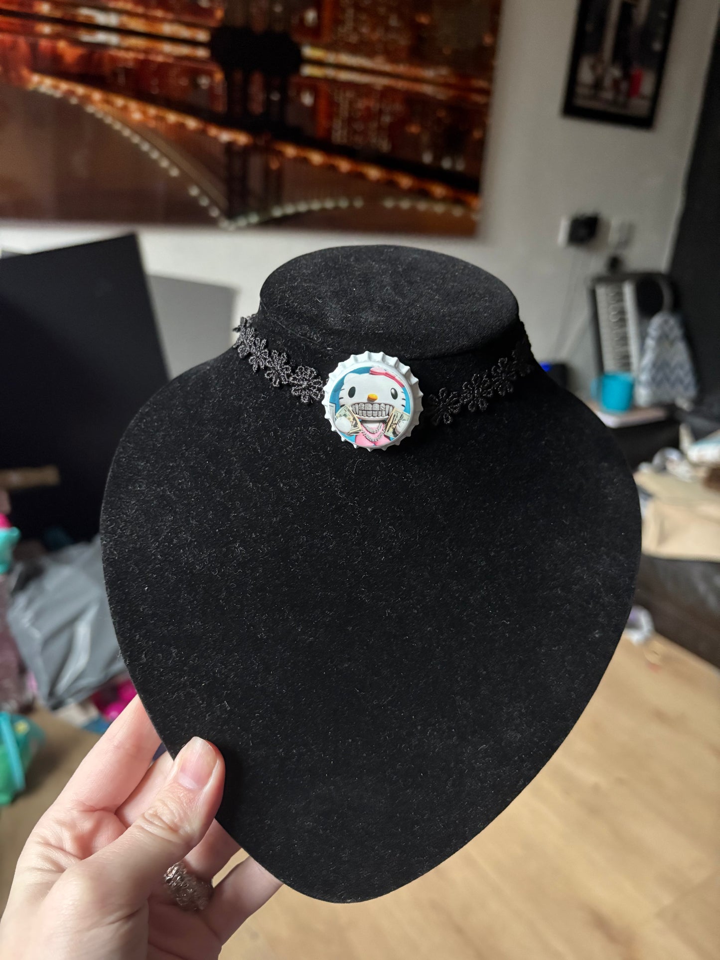 Hello kitty goes gangster