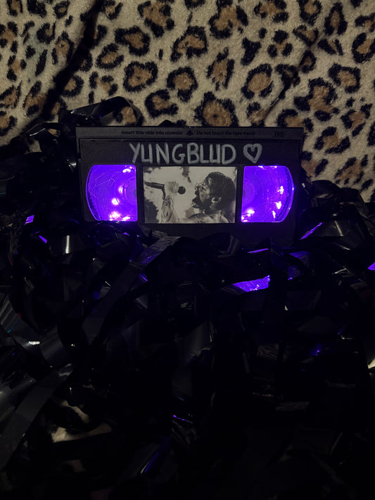 Yungblud light