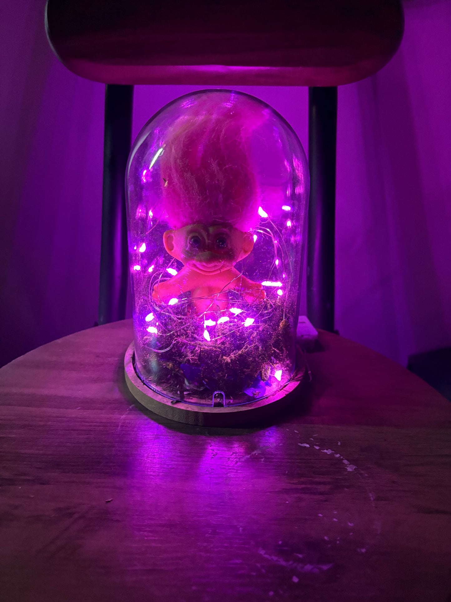 Troll decorative light